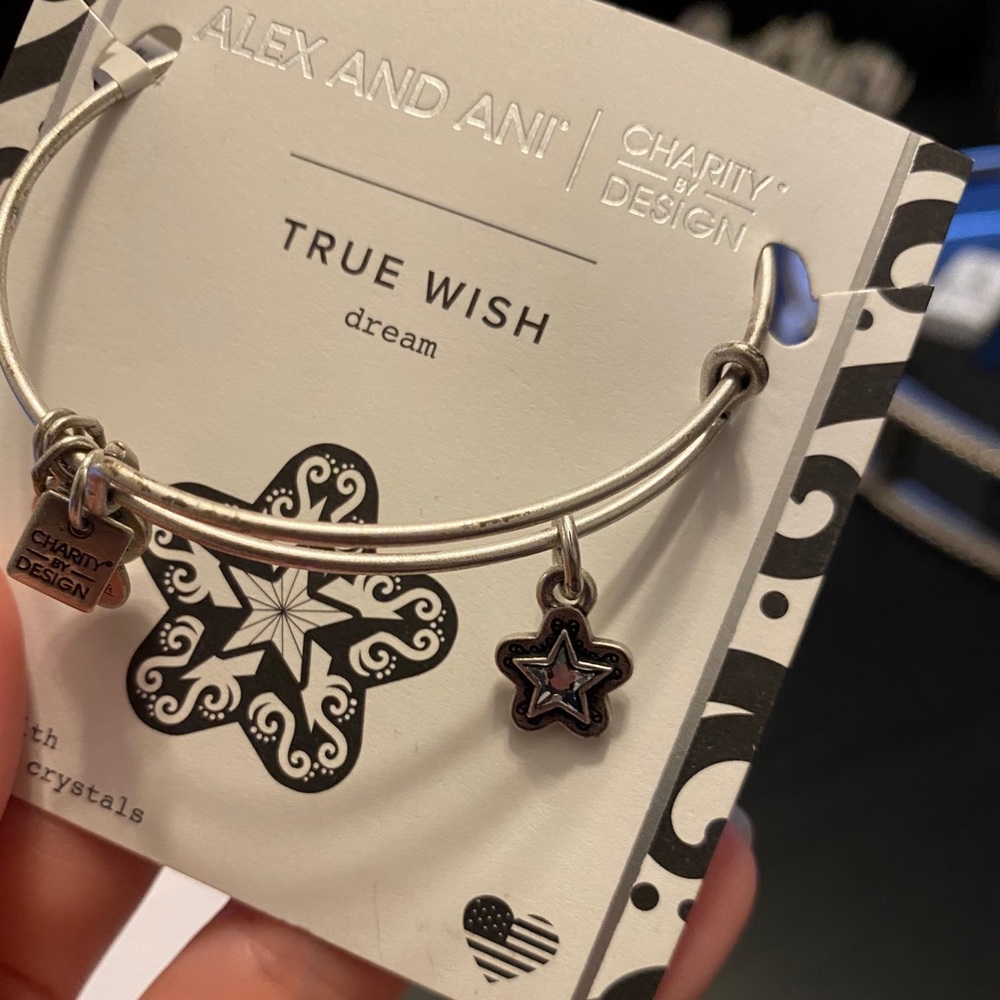 *3 for $20* NWT Alex and Ani True Wish charm bracelet - Picture 3 of 3